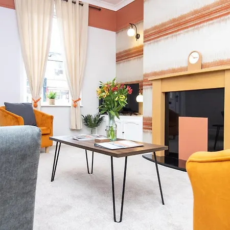 Logan House, Modern And Spacious Townhouse Close To City Centre Carlisle  Exterior photo